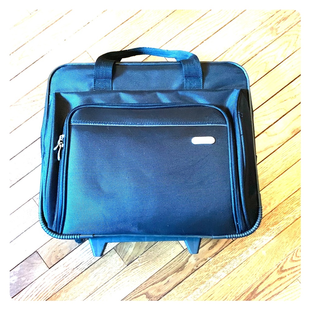 Business Travel Bag with extending handle, wheels